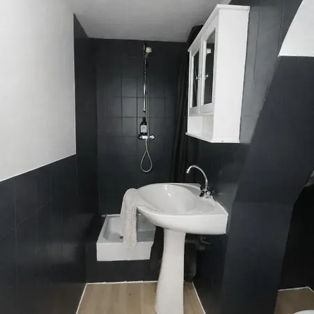 Studette Confort La Doutre Apartman